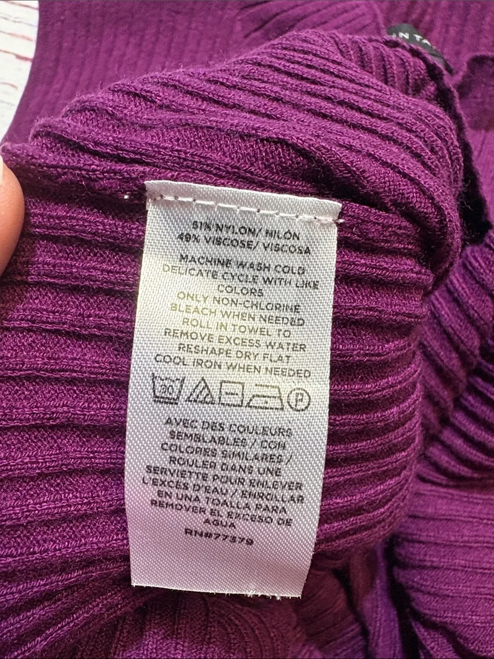 NWT Ann Taylor Sleeveless Ribbed Mock Neck Sweater Top in Plum Sz L